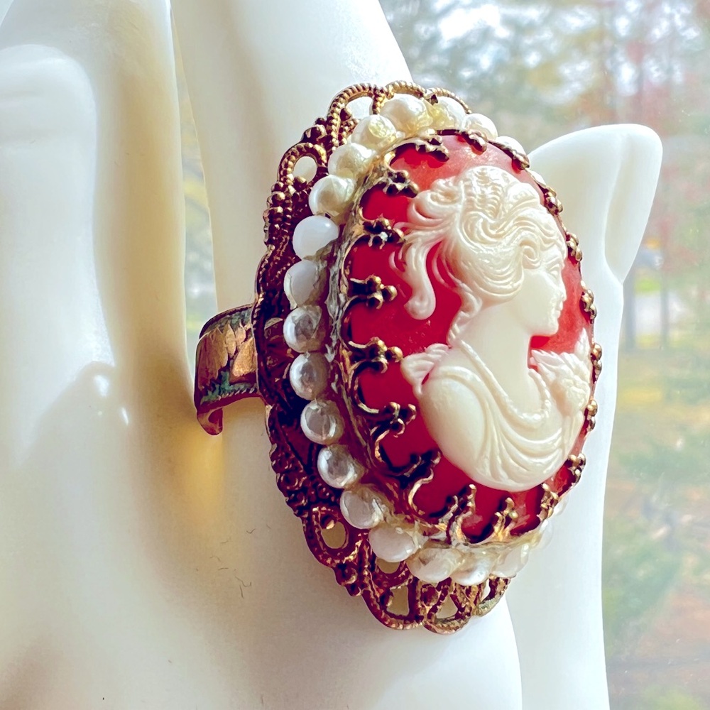 W Germany shell cameo ring adjustable hand carved filigree pearl brass Vintage